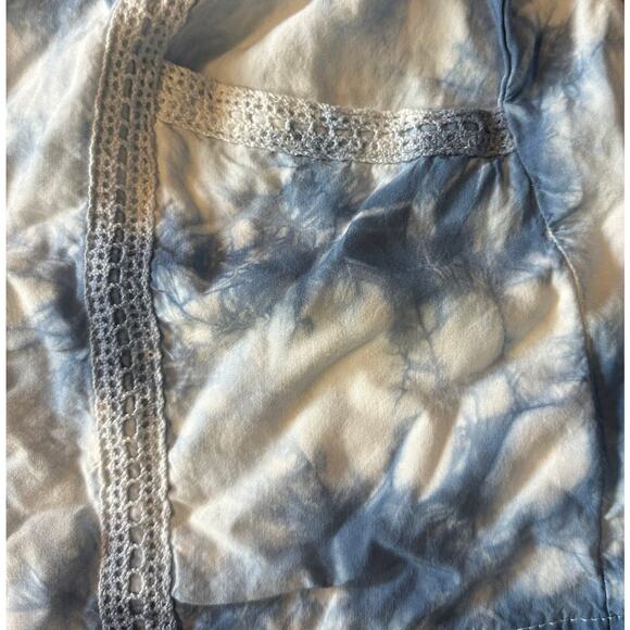 Cotton On Tie Dye Short Blue White SMALL Eyelet Lace Pockets Comfy Elastic Waist - Picture 3 of 4